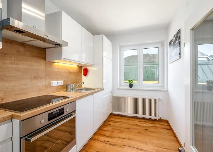 Schmiedbadl - By Mynests *