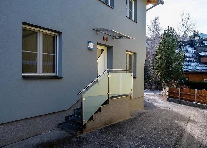 Schmiedbadl - By Mynests * 斯拉德明